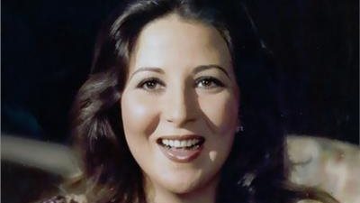   في عيد ميلادها.. تعرف على اسم بوسي الحقيقي وبدايتها الفنية 