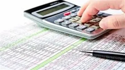 أسباب تعديل النظرة المستقبلية للاقتصاد المصري إلى سلبية