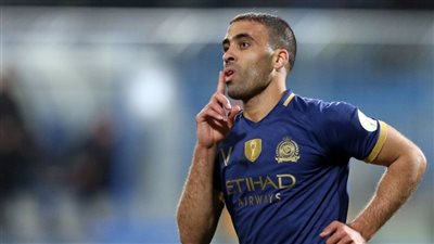  الأهلي يكشف حقيقة مفاوضاته لضم عبد الرزاق حمد الله