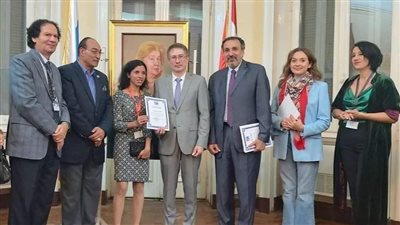 برعاية وزيرة الثقافة.. 60 فنانًا في معرض 