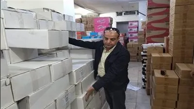 حلوى أطفال ولحوم.. التموين تضبط 6 طن سلع منتهية الصلاحية بالقاهرة 