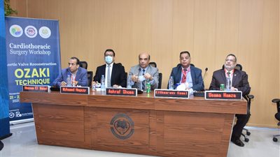خبير ألمانى يحاضر فى ورشة عمل بمركز جراحة القلب والصدر جامعة المنصورة (صور) 