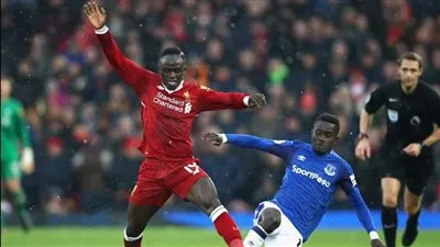 موعد مباراة ليفربول ضد إيفرتون اليوم الأربعاء في الدوري الإنجليزي