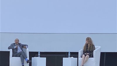 طارق الشناوي يكشف عن سبب تغيب نيللي عن السينما