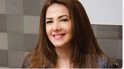 هكذا علقت دنيا سمير غانم على إشادة هند صبري