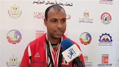 بطل العالم لذوي الهمم في رفع الأثقال: الرئيس لا يفرقنا عن الأسوياء (فيديو)