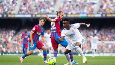 برشلونة يسابق الزمن للتخلص من نجمه