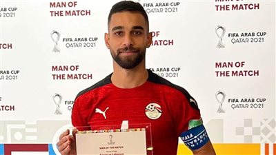 السولية يفوز بجائزة أفضل لاعب في مباراة مصر ولبنان