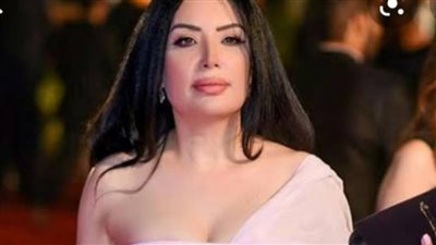 عبير صبري تشارك يسرا في مسرحية 