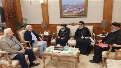 المحافظ يستقبل الأنبا تادرس مطران بورسعيد 