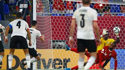 كأس العرب.. مصر تُنهى الشوط الأول بثلاثية نظيفة في مرمى السودان