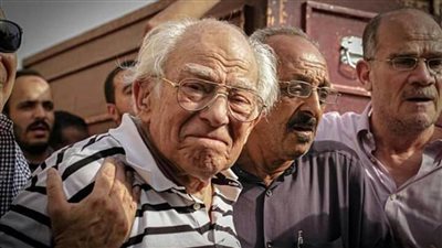 محام رشوان توفيق يكشف تفاصيل استيلاء نجلة الفنان على مليون جنيه