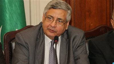 مستشار الرئيس للصحة يوجه مناشدة للمواطنين للحد من انتشار كورونا (فيديو)