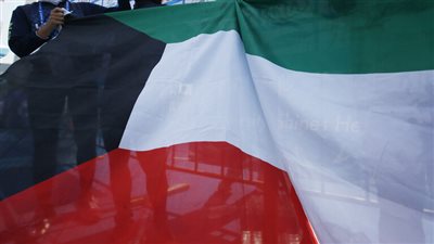 وزير الدفاع الكويتي: نحن والسعودية بلد واحد