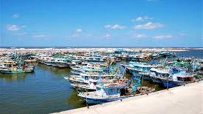 لسوء الأحوال الجوية.. توقف حركة الملاحة وتحذيرات للصيادين بكفر الشيخ 