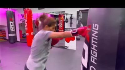 منة فضالي تستعرض لياقتها البدنية في أحدث ظهور لها عبر 