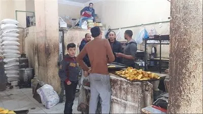 180 كيلو زبيب فاسد.. 