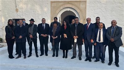 وزيرة الثقافة ونظيرتها التونسية تزوران المركز الثقافي الدولي