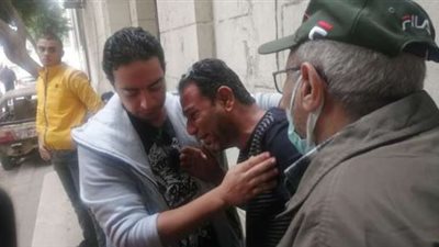 الرد الأول من نجل محمد عبد الحليم علي غياب الفنانين في جنازته 