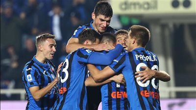 أتالانتا يفوز على فيرونا بثنائية في الدوري الإيطالي