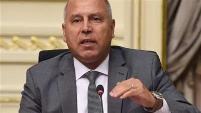 وزير النقل يزف بشرى سارة إلى أهالي الإسكندرية (فيديو)