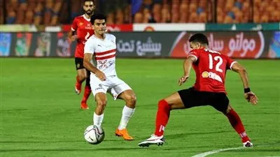 منافسة شرسة بين الأهلي والزمالك لضم حارس فاركو