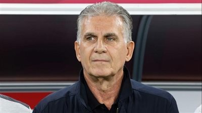 نجم مصر السابق يفتح النار على كيروش ويُطالب برحيله