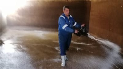 رئيس مياه القناة: الانتهاء من غسيل خزانات ومروقات محطات السويس