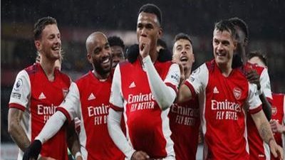 ثنائي عربي يظهر في تدريبات آرسنال