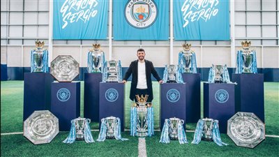 ثلاثي جديد ينضم إلى قاعة المشاهير في الدوري الإنجليزي