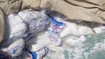 التحفظ على 6.7 طن ملح طعام خشن غير صالح داخل مصنع بالإسكندرية