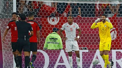  كأس العرب.. التعادل السلبي يحسم الشوط الأول من مباراة مصر وتونس
