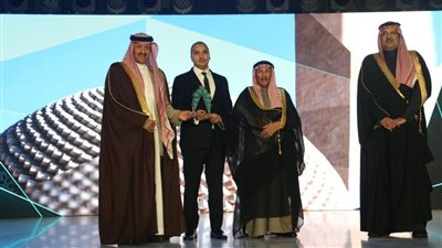 لأول مرة.. مسجد باصونة يفوز بجائزة عبداللطيف الفوزان