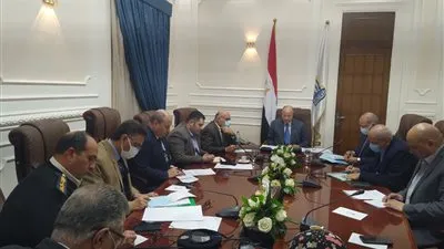 توجيهات جديدة من محافظ القاهرة بشأن التاكسي والميكروباص
