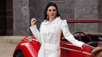 دينا فؤاد تتألق بالأبيض في أحدث ظهور لها عبر إنستجرام