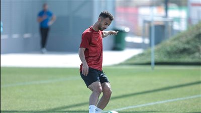 أحمد عبد القادر يخوض تدريبات علاج طبيعي على هامش مران الفريق