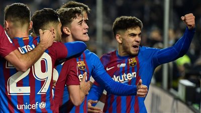 أزمة جديدة في برشلونة بسبب نجمي الفريق.. طالع التفاصيل