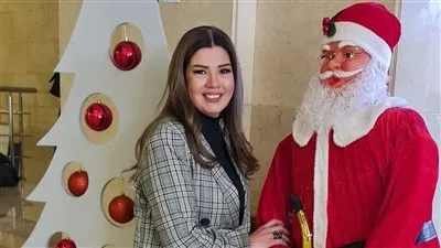 برفقة بابا نويل.. رانيا فريد شوقي في أحدث ظهور لها عبر 