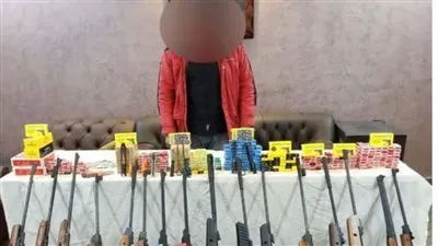 ضبط شخص بالمنوفية للاتجار بالأسلحة ومحدثات الصوت دون ترخيص