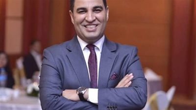 مصطفى ثابت يكشف دلالة زيارة السيسي لجامعة كفر الشيخ وكلية الذكاء الاصطناعي