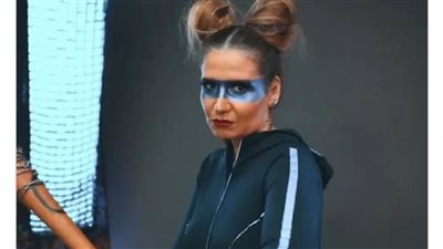 بهذه الطريقة.. هنا شيحة تروج لفيلمها الجديد 