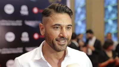 أحمد عز مطلوب على جوجل بعد تأجيل إلزامه بسداد نفقة زينة