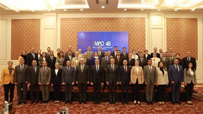 وزير السياحة يلتقي المرشحين للعمل ملحقين عسكريين بالخارج