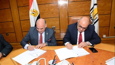 توقيع بروتوكول تعاون بين جامعتي الأقصر وأسيوط في الطب