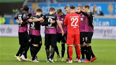 يحدث لأول مرة.. إعادة مباراة في الدوري الألماني بسبب العنصرية