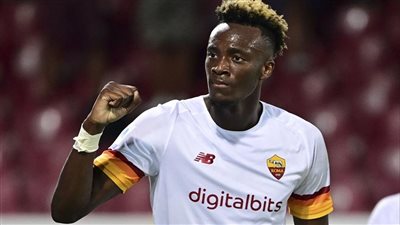 موعد مباراة روما ضد لاتسيو اليوم الأحد في الدوري الإيطالي