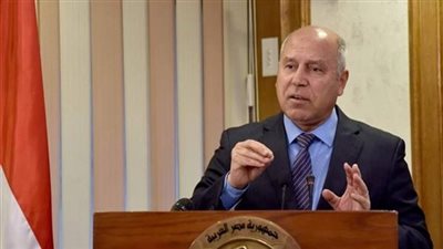 وزير النقل يكشف هدية من السيسي للمواطنين بداية العام الجديد (فيديو)