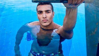 أحمد أسامة ينضم لمعسكر تدريبات السباحة في الغردقة استعدادا لعبور المانش