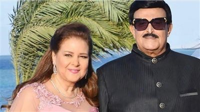 سمير غانم ودلال عبد العزيز يظهران في 