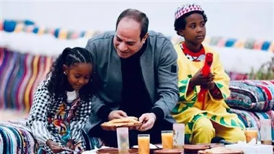 المتحدث باسم رئاسة الجمهورية ينشر صورا جديدة من زيارة الرئيس لأسوان 